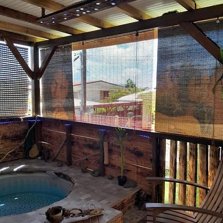 Kami Lodge F3 Jacuzzi Riviere-Salee 외부 사진