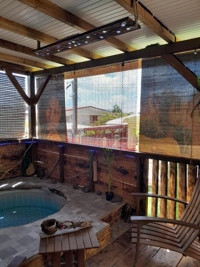 Kami Lodge F3 Jacuzzi Riviere-Salee 외부 사진